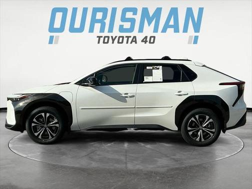 2025 Toyota bZ4X XLE