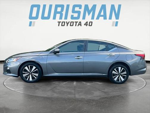 2021 Nissan Altima 2.5 SV
