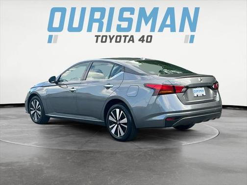 2021 Nissan Altima 2.5 SV