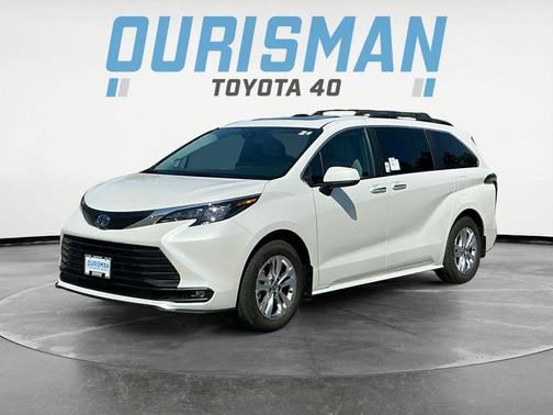 2025 Toyota Sienna XLE 7 Passenger