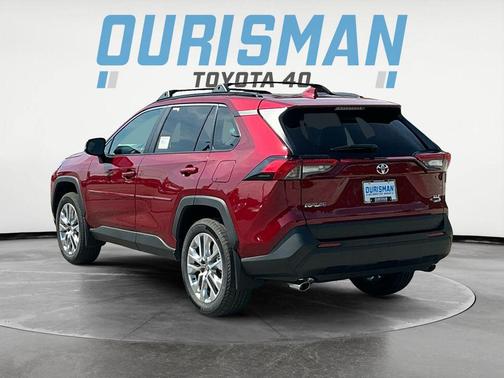 2025 Toyota RAV4 XLE Premium
