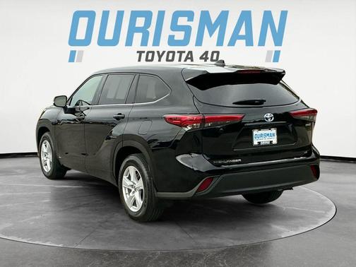 2022 Toyota Highlander Hybrid LE