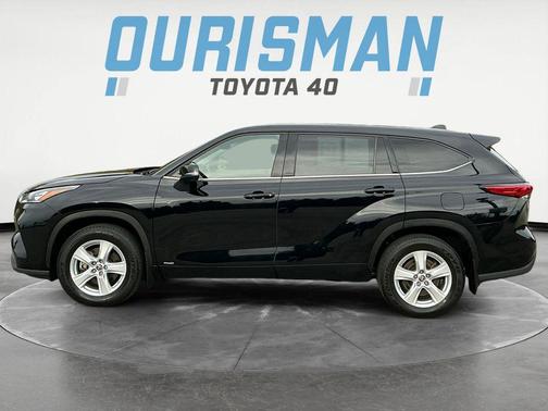 2022 Toyota Highlander Hybrid LE