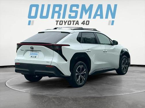 2025 Toyota bZ4X XLE
