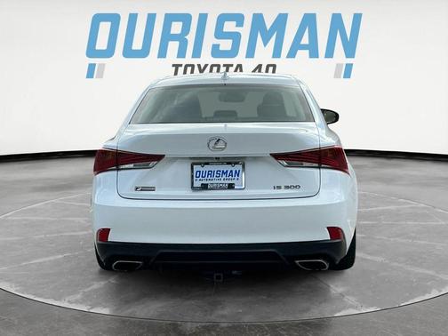 2018 Lexus IS 300 Base