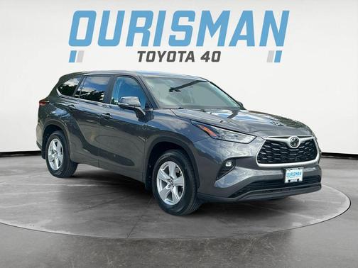 2023 Toyota Highlander LE