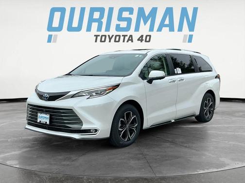 2025 Toyota Sienna Platinum