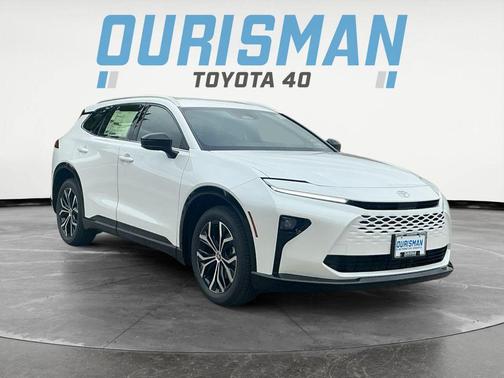 2025 Toyota Crown Signia XLE