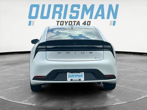 2025 Toyota Prius L