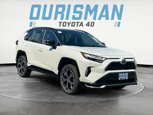 2025 Toyota RAV4 Hybrid SE