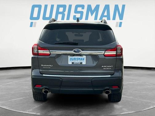 2022 Subaru Ascent Limited 8-Passenger