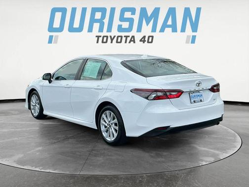 Ice Cap 2024 Toyota Camry LE