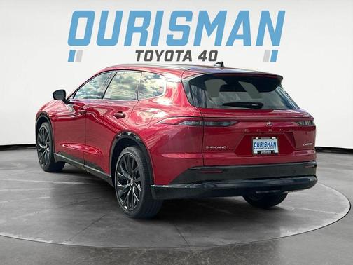 2025 Toyota Crown Signia Limited