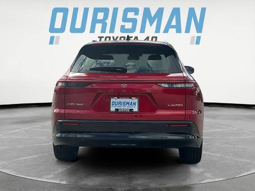 2025 Toyota Crown Signia Limited