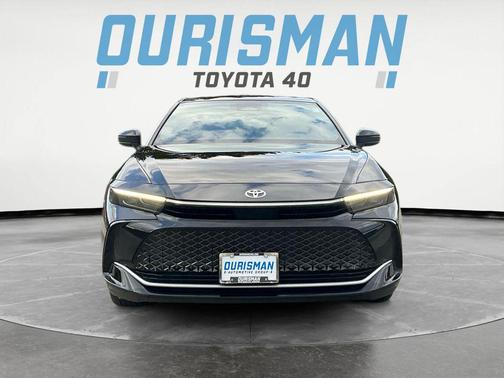 Black 2024 Toyota Crown XLE