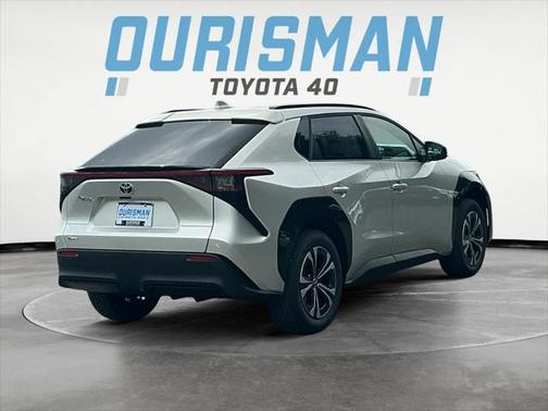 2025 Toyota bZ4X XLE