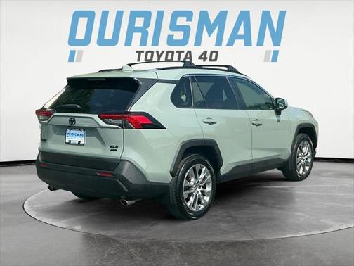 2022 Toyota RAV4 XLE Premium