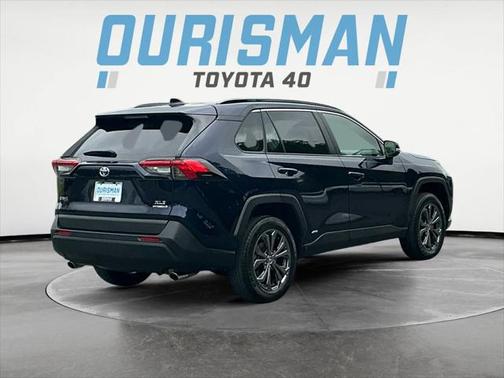 2022 Toyota RAV4 Hybrid XLE Premium