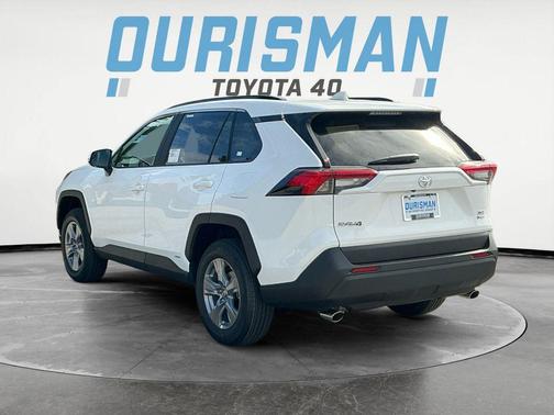 2025 Toyota RAV4 Hybrid XLE