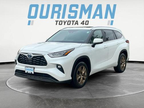 2023 Toyota Highlander Hybrid XLE