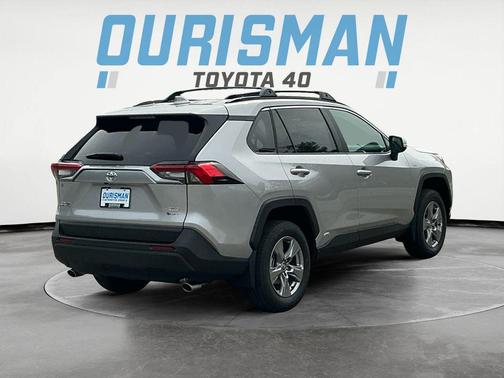 2025 Toyota RAV4 Hybrid XLE