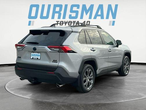 2022 Toyota RAV4 Hybrid XLE Premium