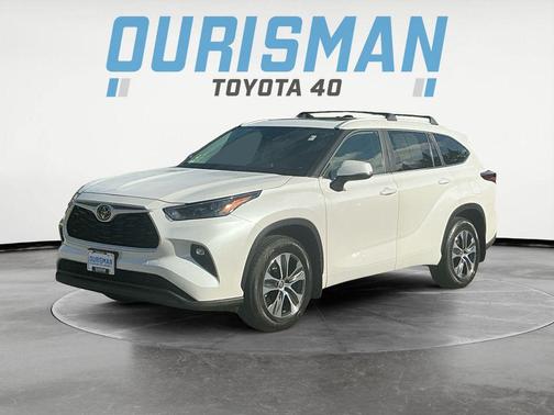 2024 Toyota Highlander XLE