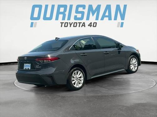 2024 Toyota Corolla Hybrid SE