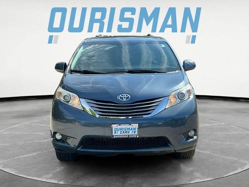 Shoreline Mist 2017 Toyota Sienna XLE Premium