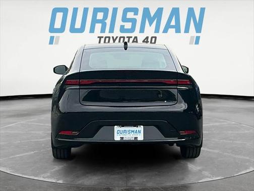 2025 Toyota Prius L