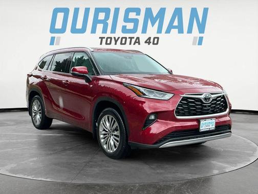 Ruby Flare Pearl 2024 Toyota Highlander Platinum