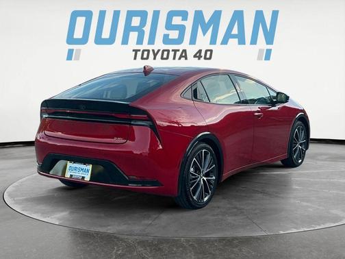 2025 Toyota Prius XLE