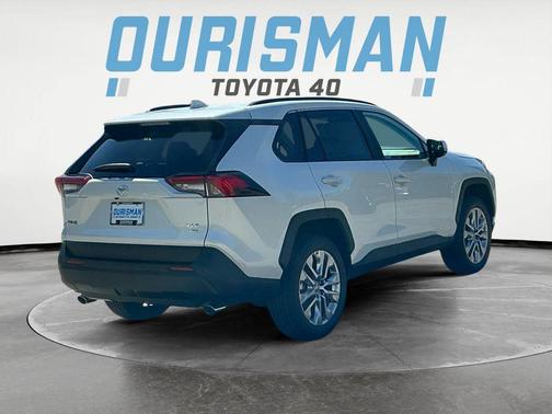 2025 Toyota RAV4 XLE Premium