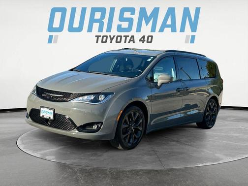 2020 Chrysler Pacifica Touring-L Plus