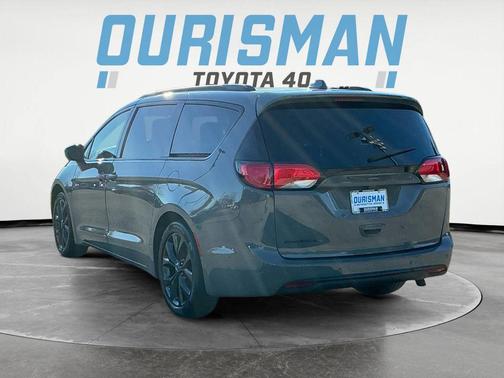 2020 Chrysler Pacifica Touring-L Plus