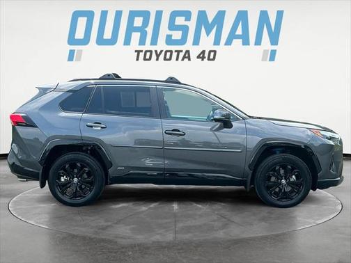 2024 Toyota RAV4 Hybrid SE