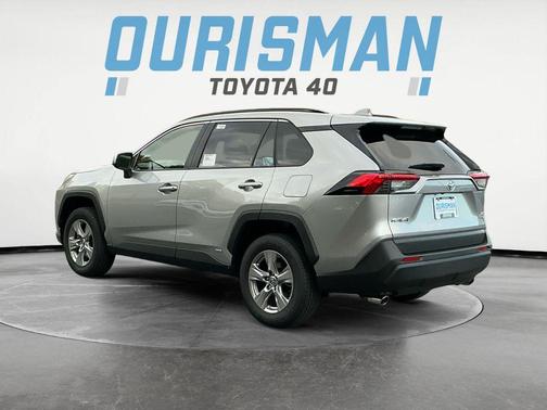 2025 Toyota RAV4 Hybrid XLE