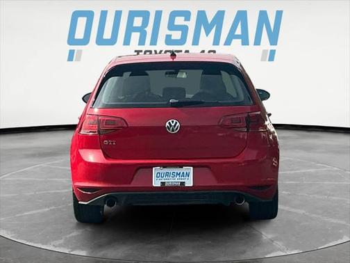 2016 Volkswagen Golf GTI 2.0T SE 4-Door