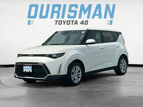 2023 Kia Soul LX