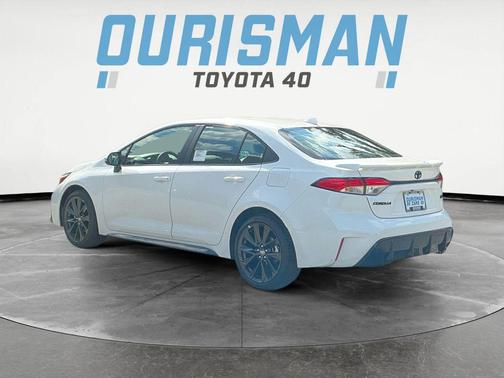 Ice 2026 Toyota Corolla SE