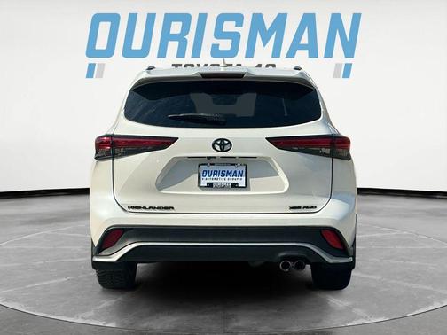 Blizzard Pearl 2021 Toyota Highlander XSE