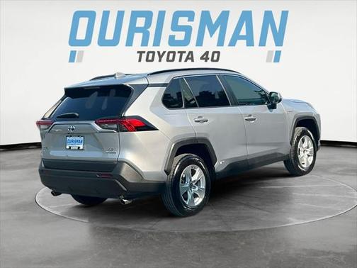 2021 Toyota RAV4 Hybrid LE