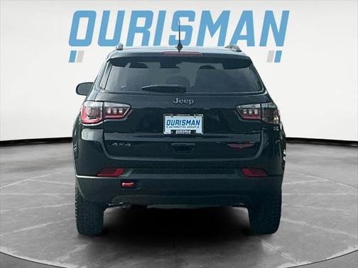 2024 Jeep Compass Trailhawk
