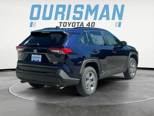2025 Toyota RAV4 Hybrid XLE