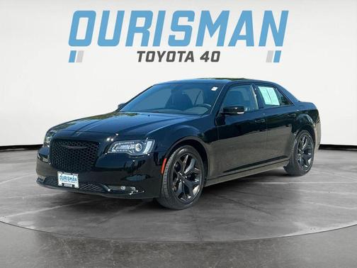 2022 Chrysler 300 S