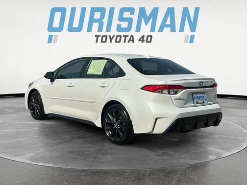 Wind Chill Pearl 2025 Toyota Corolla Hybrid SE