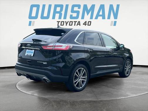 2020 Ford Edge Titanium