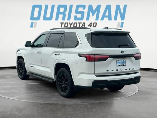 2024 Toyota Sequoia SR5