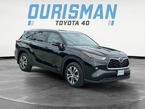2023 Toyota Highlander Hybrid XLE