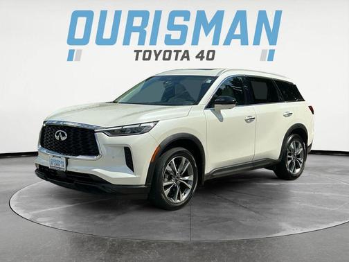 Majestic 2023 INFINITI QX60 Luxe